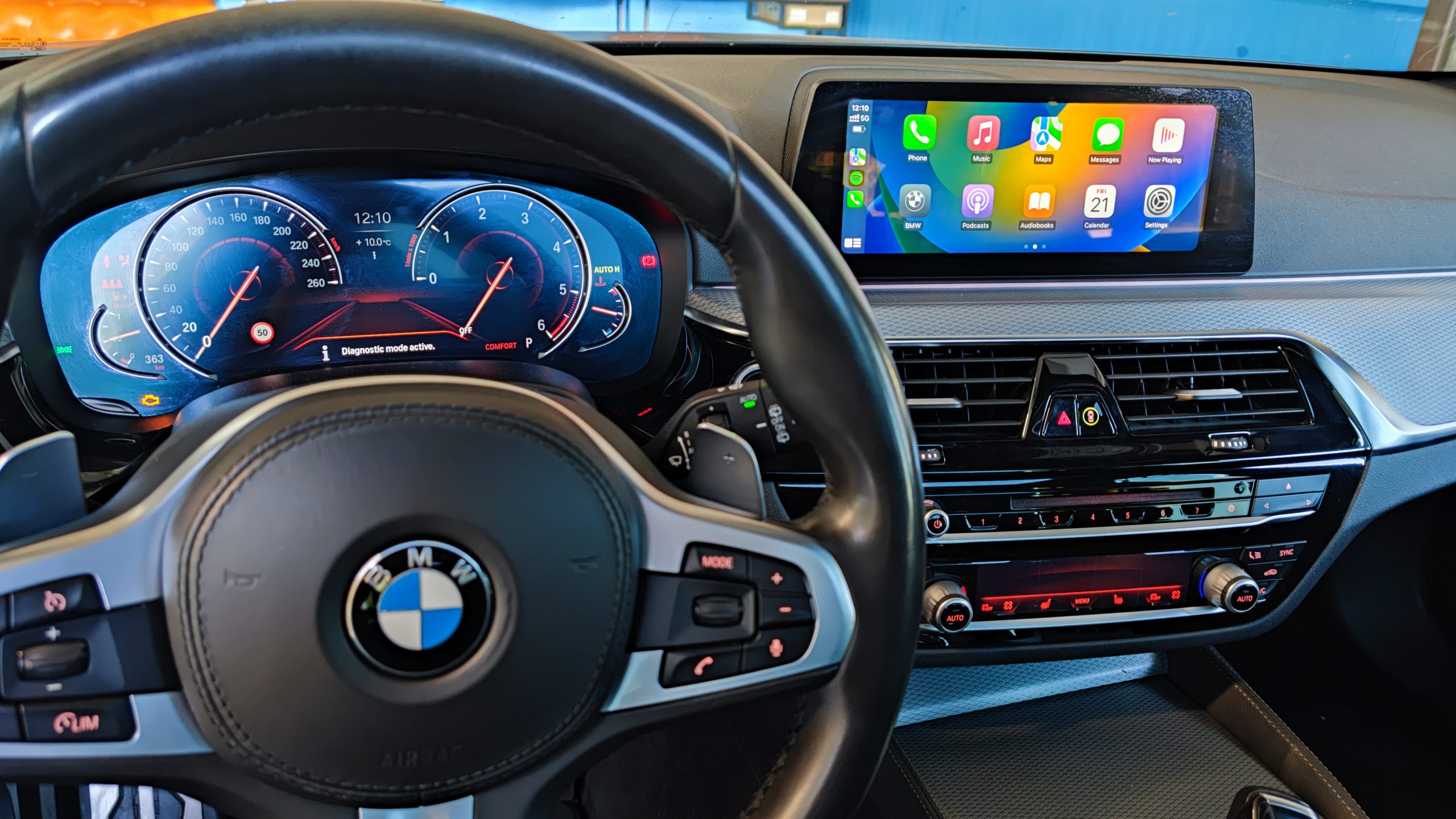 Активиране на Apple Carplay - BimmerCode Varna